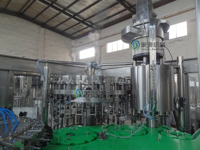 Crown Cap Beer Bottle Filling Machine 3500 BPH Glass Bottling Machine