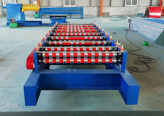 Manual Control Roof Panel Roll Forming Machine Power Supply 380V 60HZ 3 PHASES