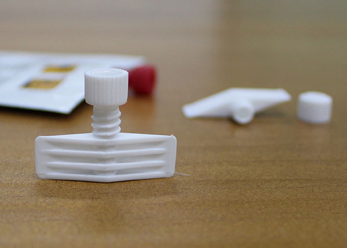 Leak - Proof Plastic Twist Spout Cap For 25 Gram Skin Care Bags Non Toxic