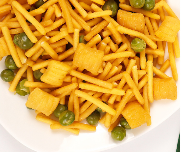 Hot Sell Mixed Snack Prawn Strip Cracker with Green Peas Crispy Snacks for Party Office
