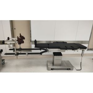680-1040mm Electro Hydraulic Operating Table Bariatric Operating Table