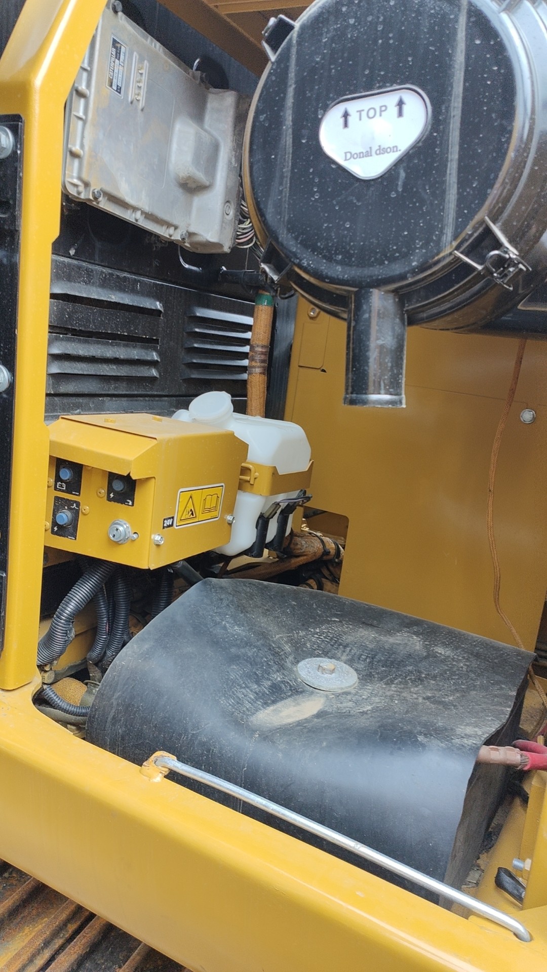 Advanced technology of second-hand CAT 320D excavator for efficient construction