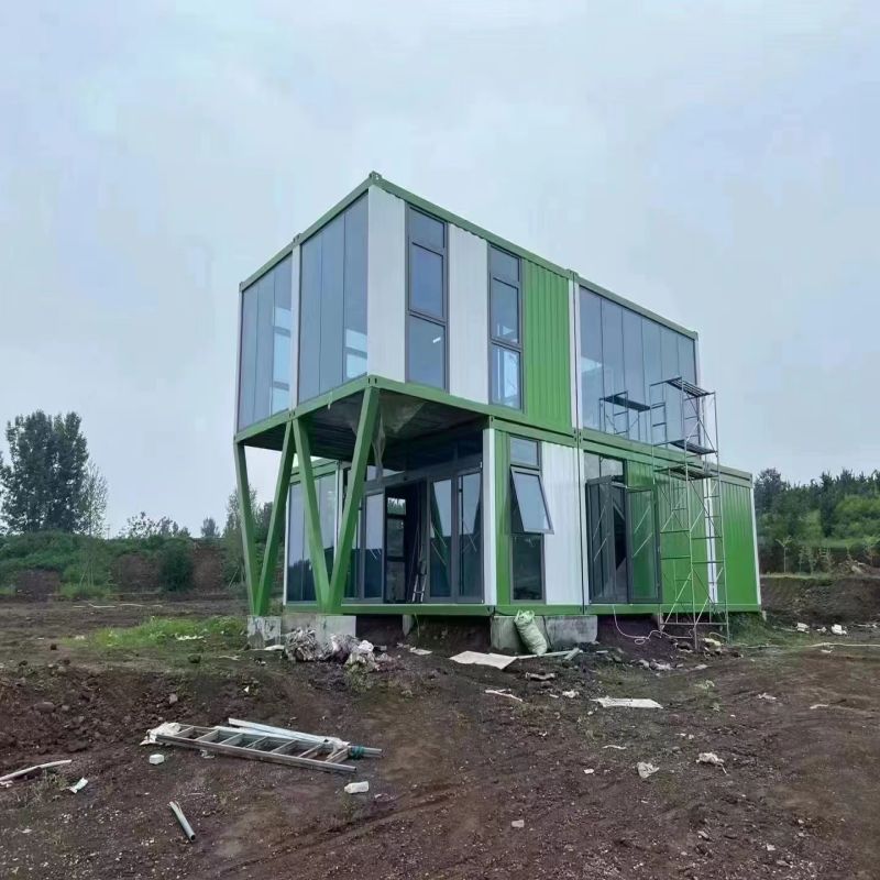 40ft Sandwich Panel Steel Structure Container House with Bathroom and Steel Door