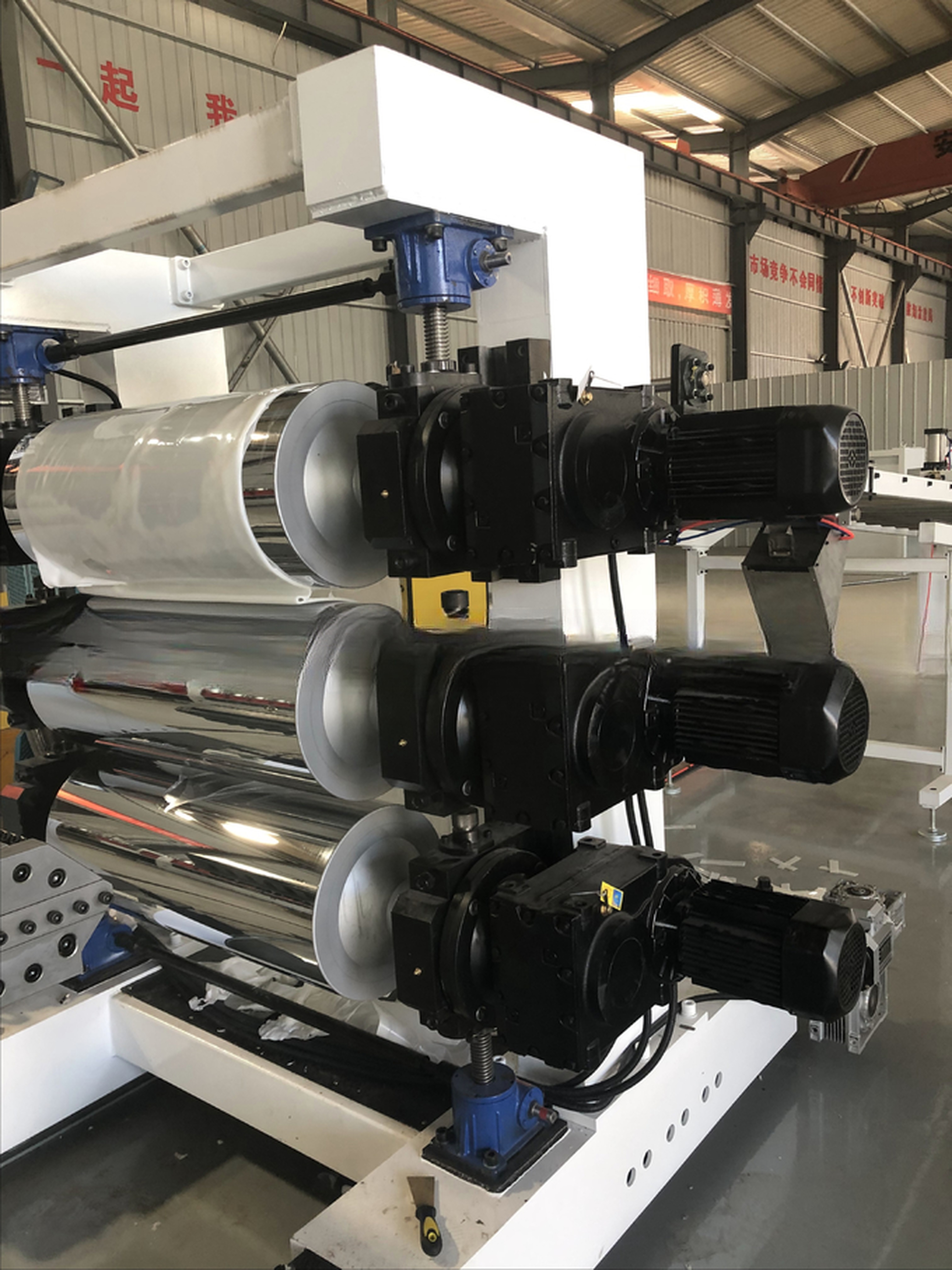 Acrylic PP PE PS ABS HIPS PMMA PLA PET Sheet Making Machine with 38CrMoALA Screw Material