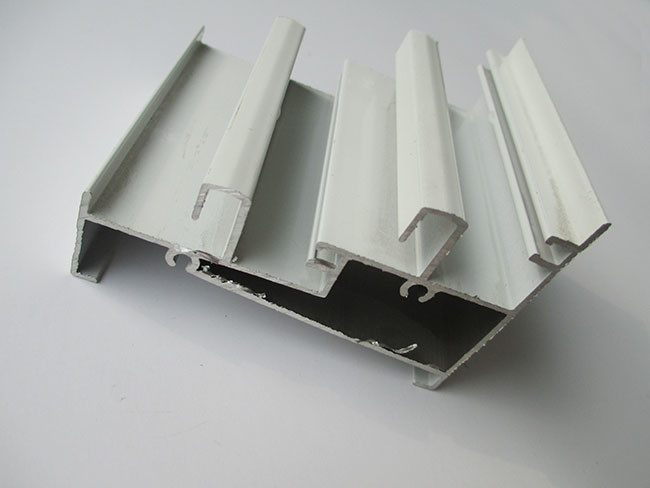 White Painted ISO Standard Aluminum Extrusion Profiles For Roller Shutter