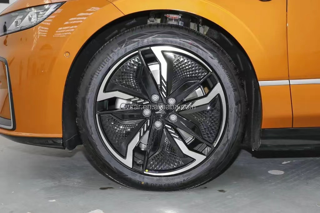 Unleash the Power of Voyah Automobile 's Top Energy Vehicle with 5 Doors and 5 Seats