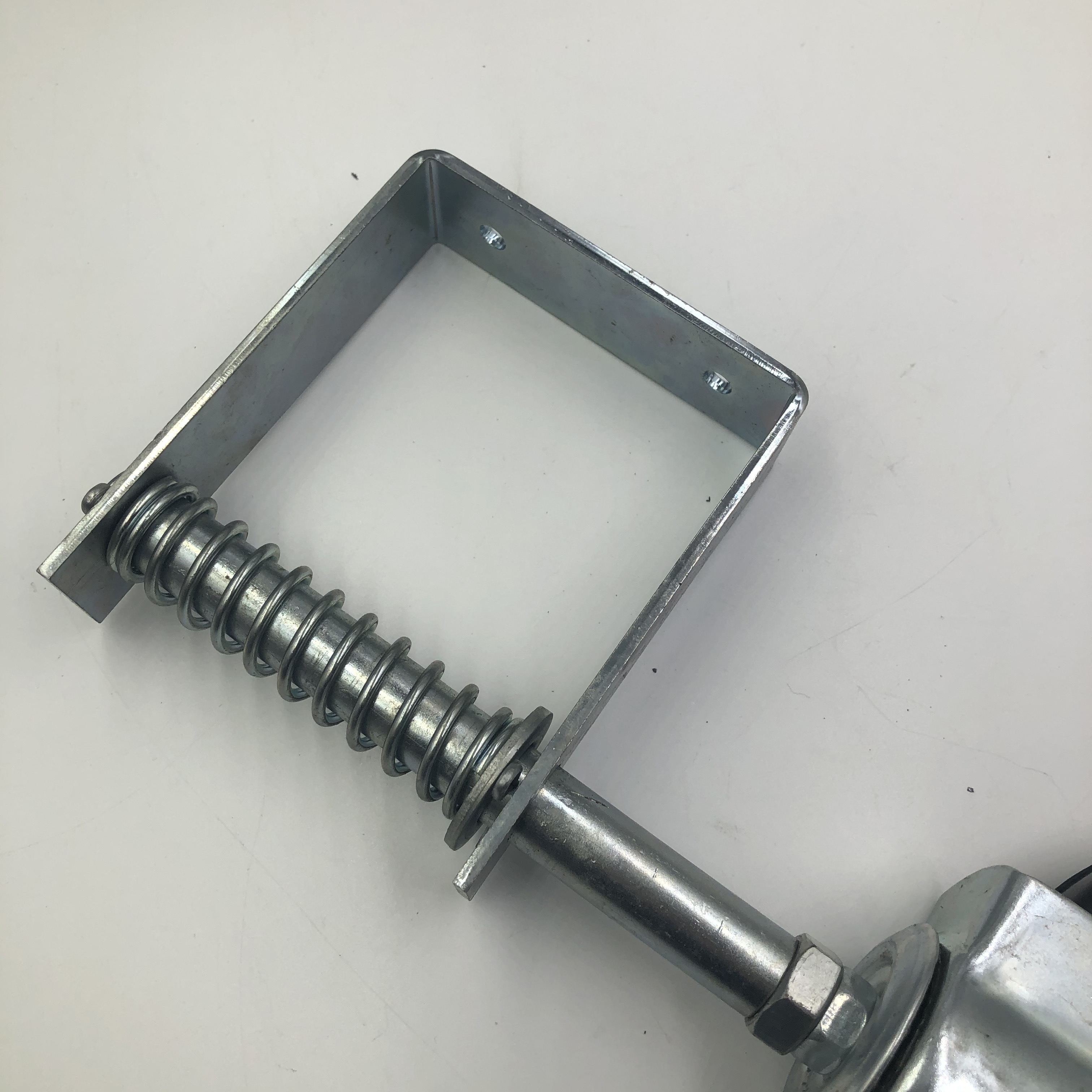 Metal Heavy Duty Aging Resistance Rubber Gate Caster with Zinc Plated Construction