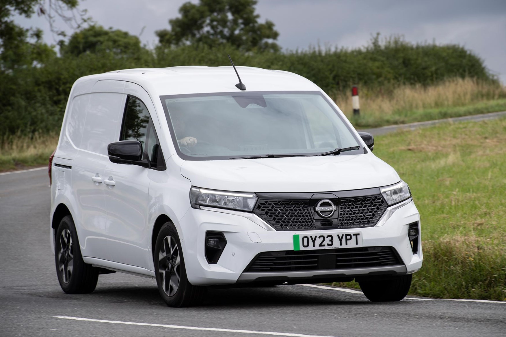 Confortable Driving Position And Practical Cabin With Good Value Nissan Townstar MPV Pure Ev With WLTP 285km