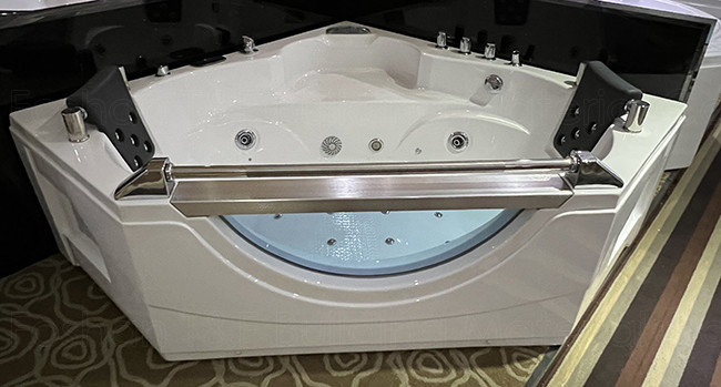 Portable Whirlpool Massage Bathtub 2 people Corner Installation
