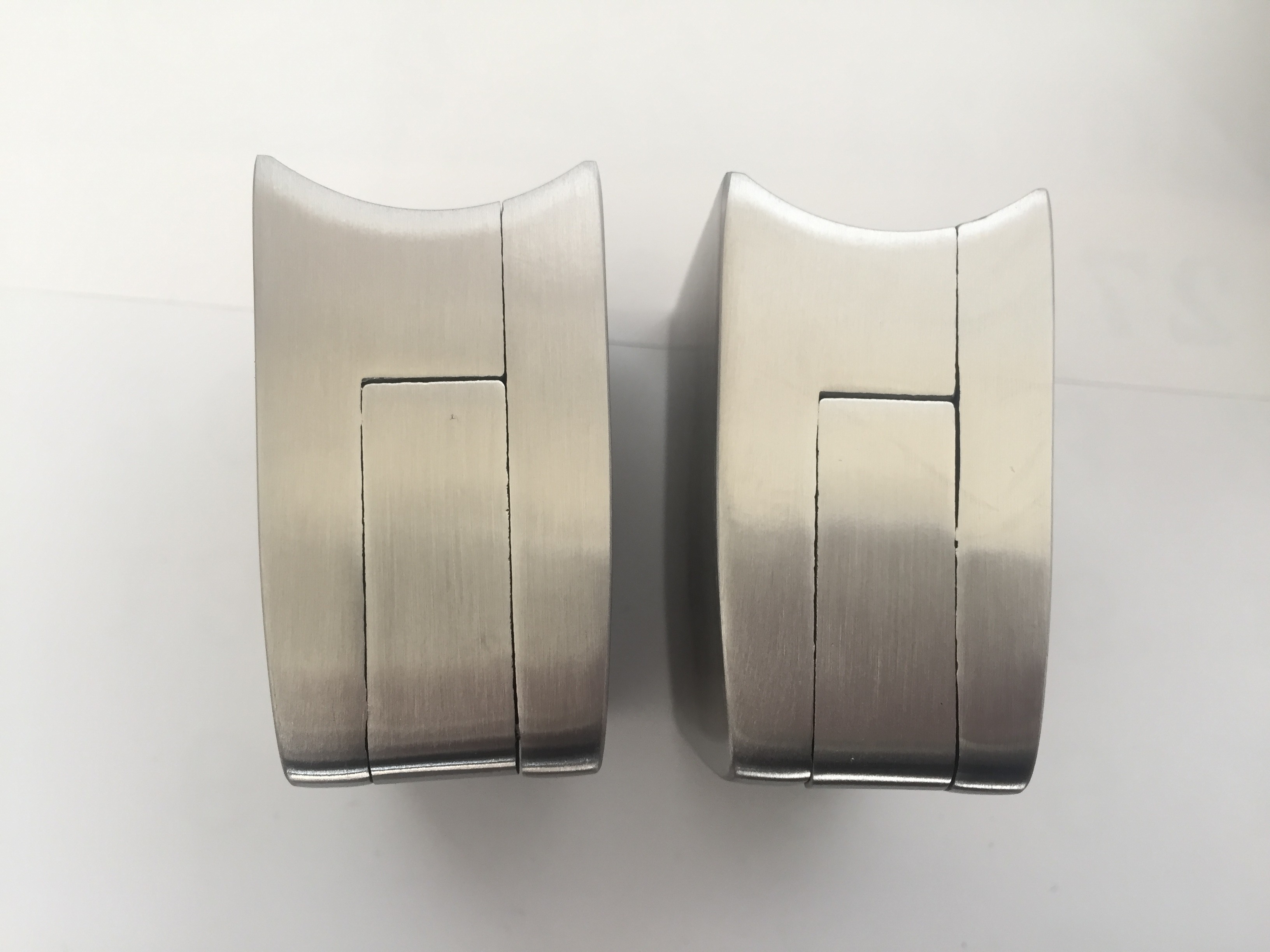 6mm - 12.76mm Thickness Square Glass Clamps Satin Treatment Stainless Steel Material