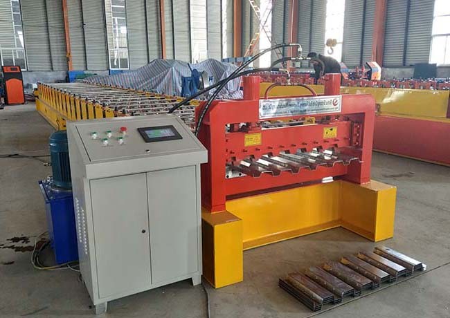 Power 15 Kw Metal Deck Roll Forming Machine Dimension 15000*1200*1100mm CE Certification