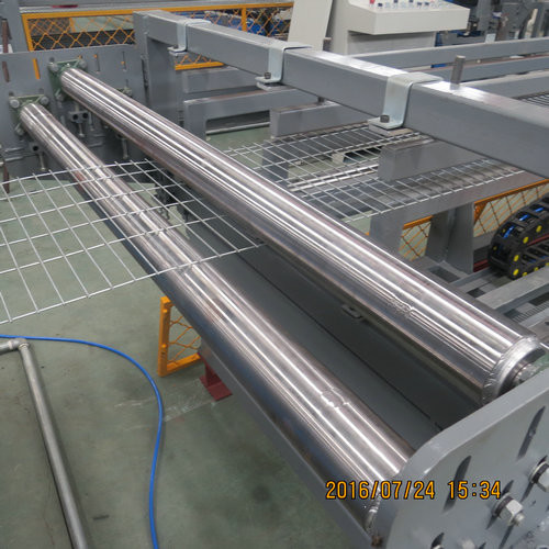 Pet Cage Welded Wire Mesh Machine