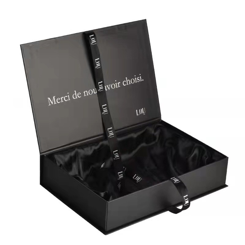 Matte Laminated Wig Cosmetic Makeup Box with Ribbon Satin Lined Luxury Magnetic Flip Cardboard Packaging Box