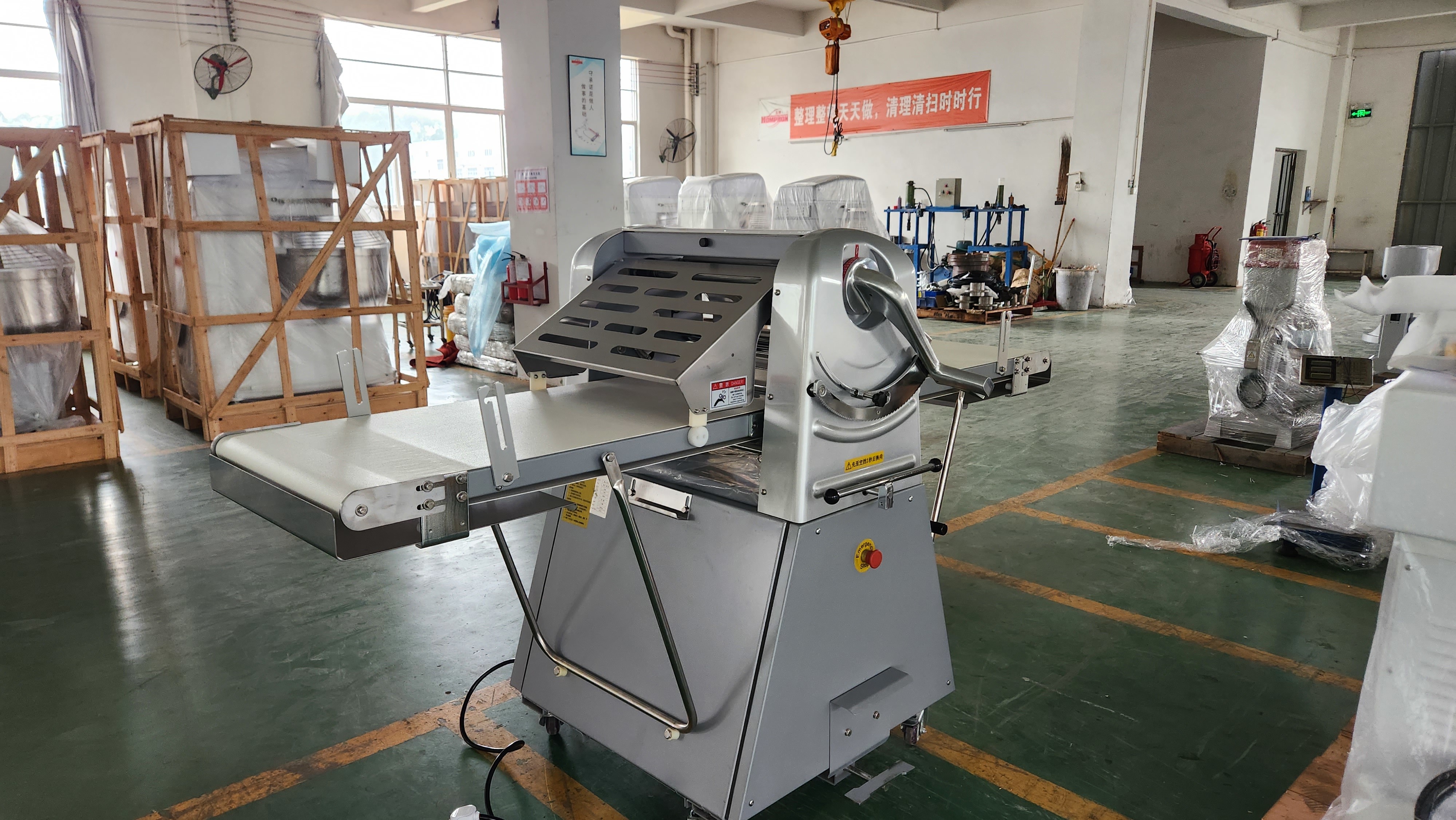 520mm Roller Size Dough Press Sheeter Machine for Fast and Easy Dough Preparation
