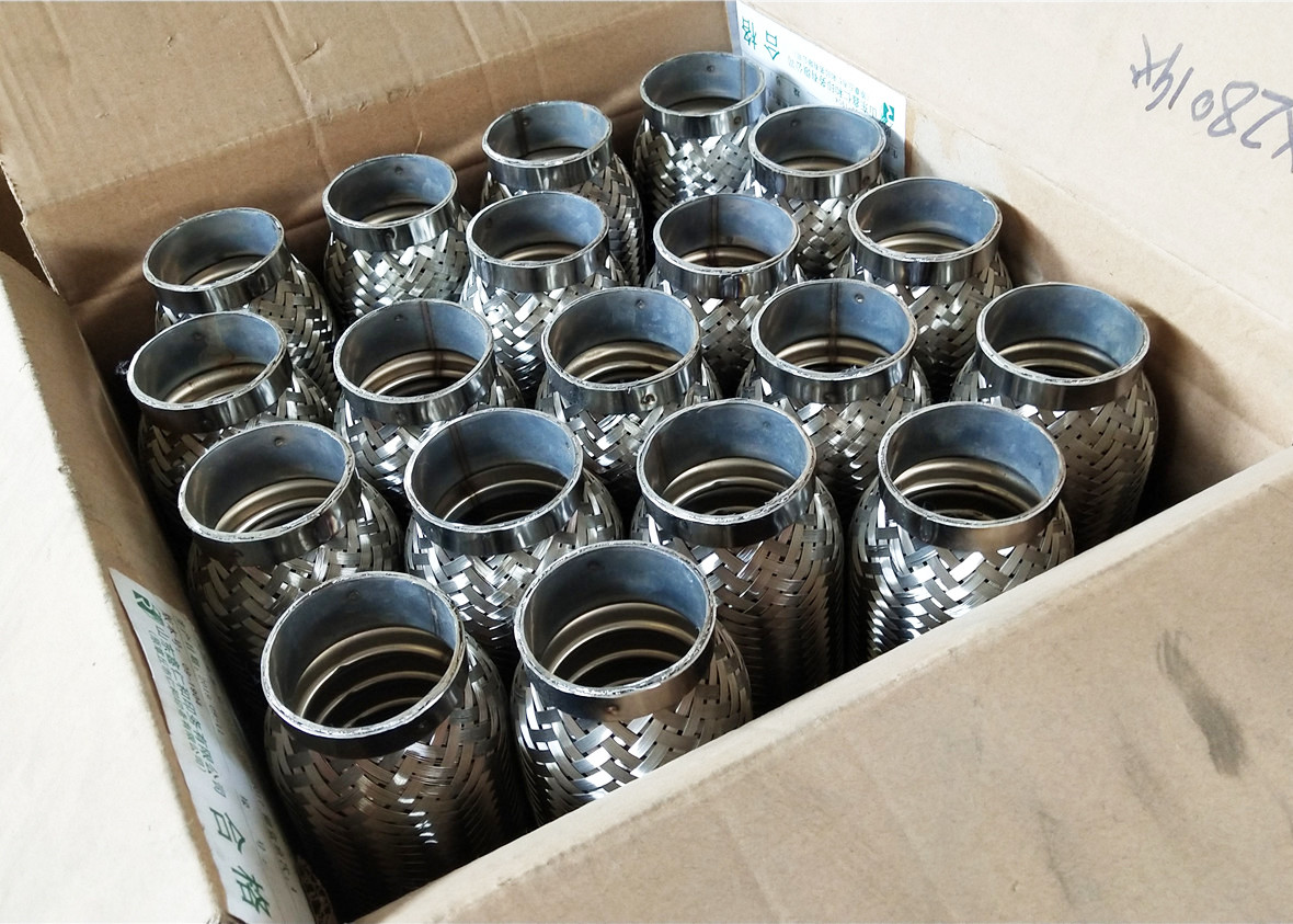 Metal 2.5 Inch 304 Stainless Flexible Exhaust Pipe With Interlock