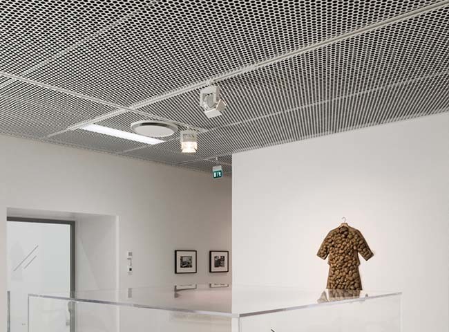 1.5mm Thickness Aluminum Perforated Metal Ceiling Monolithic Appearance For Retrofits