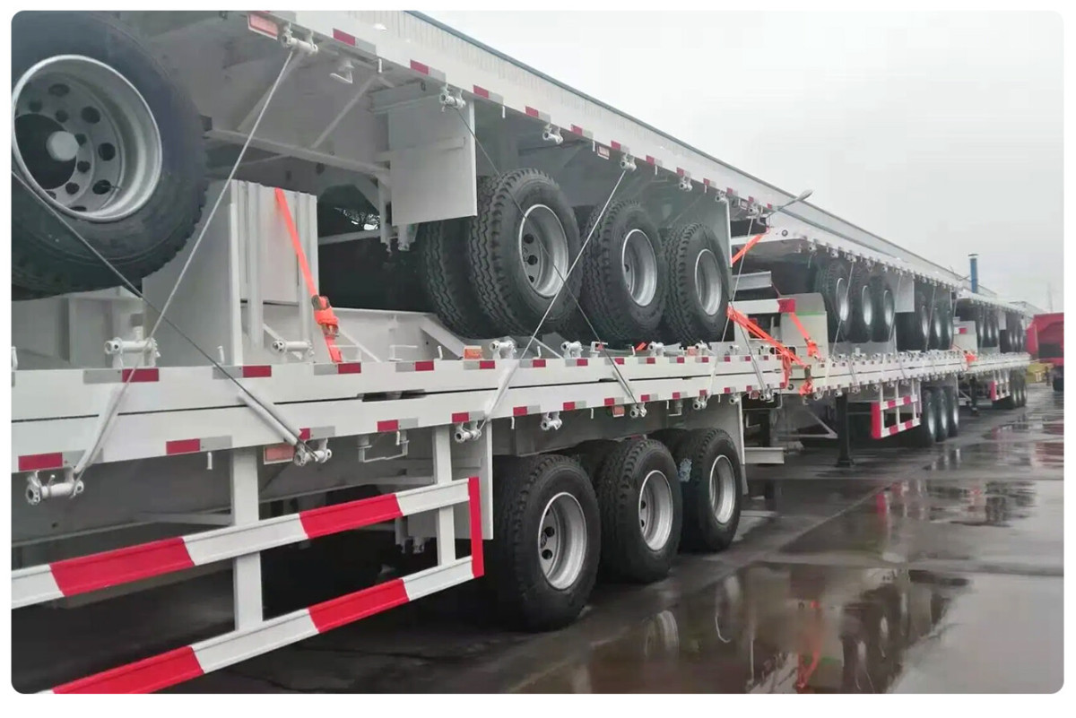 Customized 1240*2480*1600mm 3 axles 60T carry 20ft\40ft container bagged cement and the other kind of bulk cargo Flatbed Trailer