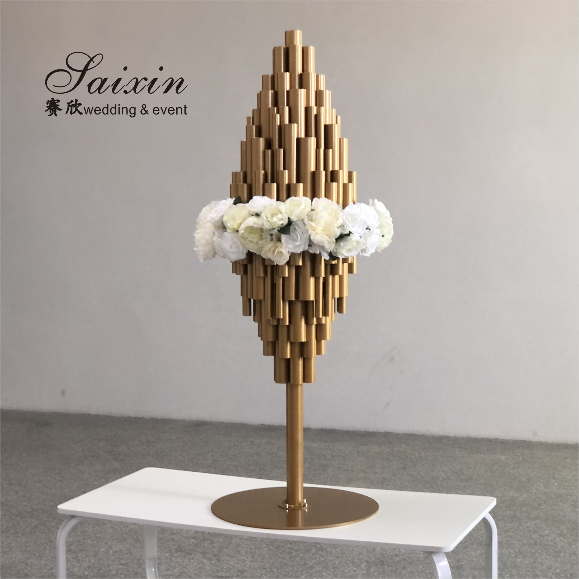 Unique Candle Stand Wedding Table Decoration Clear Crystal Candle Holder