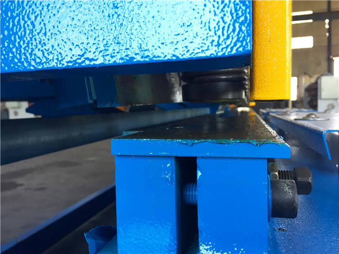 Hydraulic Metal Shearing Machine 5.5kw Motor For Sheet Metal Plate Working