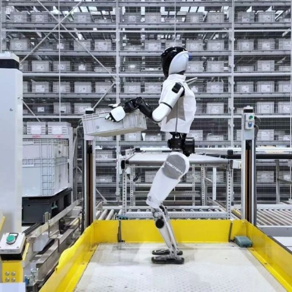 Quality Humanoid Serive Robot Solutions ROBOTERA L7 Humanoid Robot Warehouse Logistics for sale