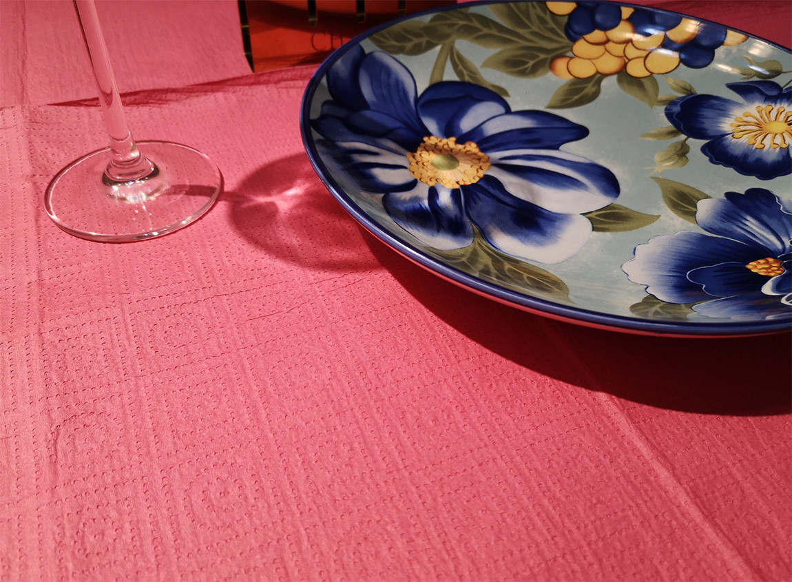 wood pulp Soft Luxury Table Cover Oilproof Airlaid Table Cloth