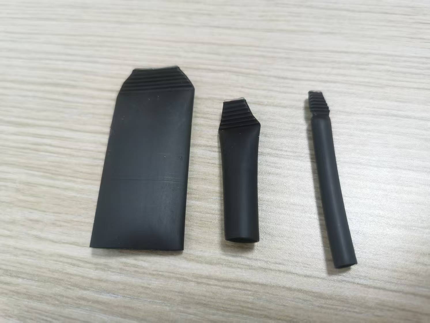Polyolefin Heat Shrink End Caps For Wire Water Absorption 0.2% Heat Shrink Cable End Caps