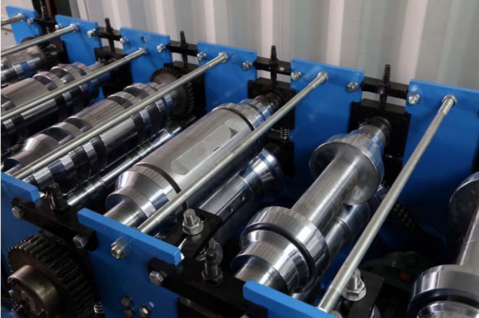 Shaft 75mm Boltless Roof Panel Forming Machine