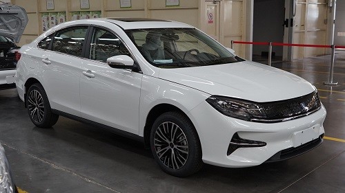 Dongfeng Forthing Pure Electric Cars PHEV New Energy Family EV Car 150km/H