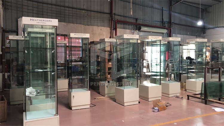 Boutique Monomer Design Shop Display Cabinet 2300mm For Jewelry Shop