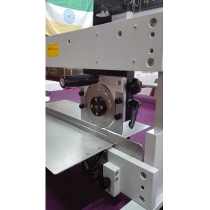 High Speed Steel Manual PCB Cutting Machine With Customized Size CWV-1M