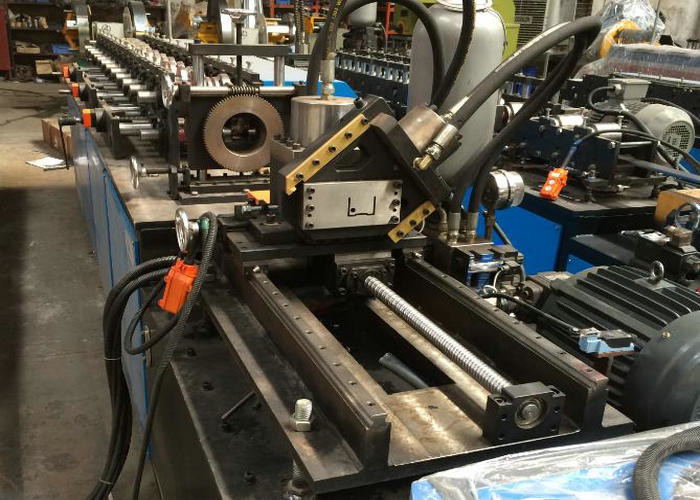 Furring Channel Drywall Making Machine , Omega Profile Roll Forming Machine