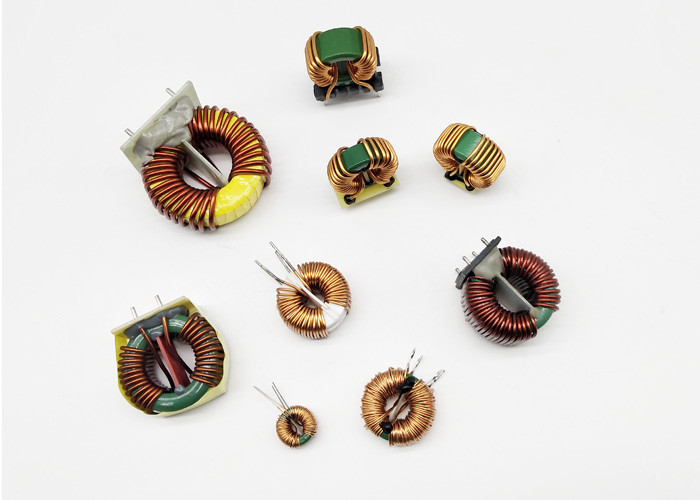 High Frequency SMD Common Mode Choke Coil With 100 - 1000uH Inductance Range
