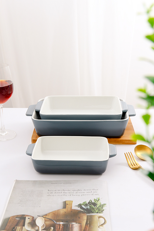 Rectangular Shape Ceramic Bakeware Sets Dish For Lasagna 23.7oz Volume
