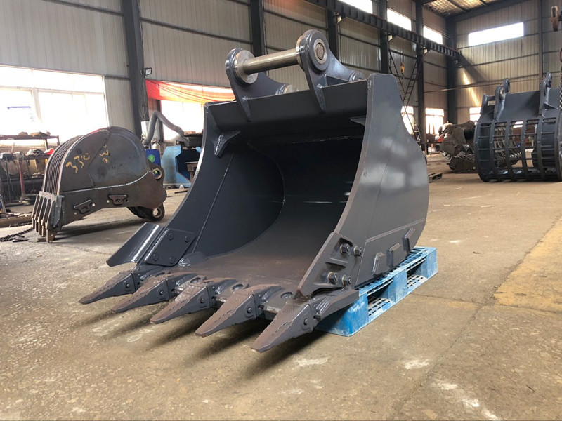 EC210 EC220 General Purpose Bucket Excavator Attachments