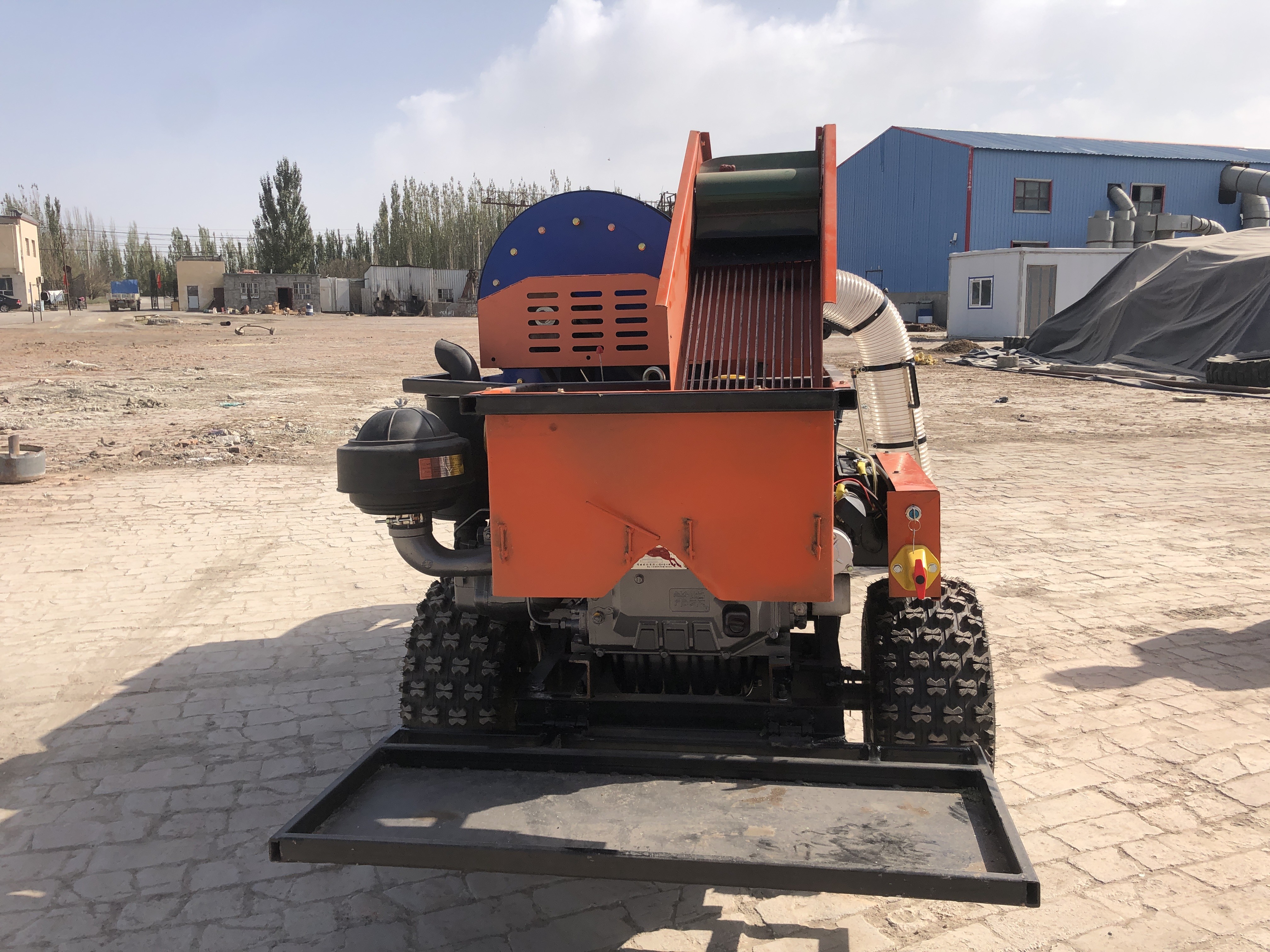 Rideable Electric Push Loose Fruit Vacuum For Palm Fruit Red Dates Hawaiian Nuts Volcanic Beans Chestnuts