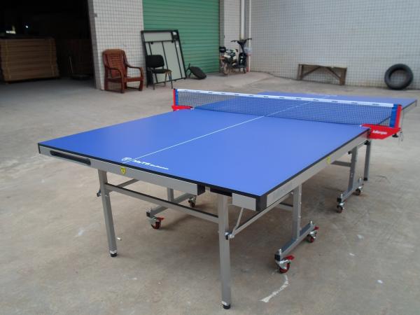 MDF Top And Edge Free Single Folding Ping Pong Table , Easy To Store Rackets And
