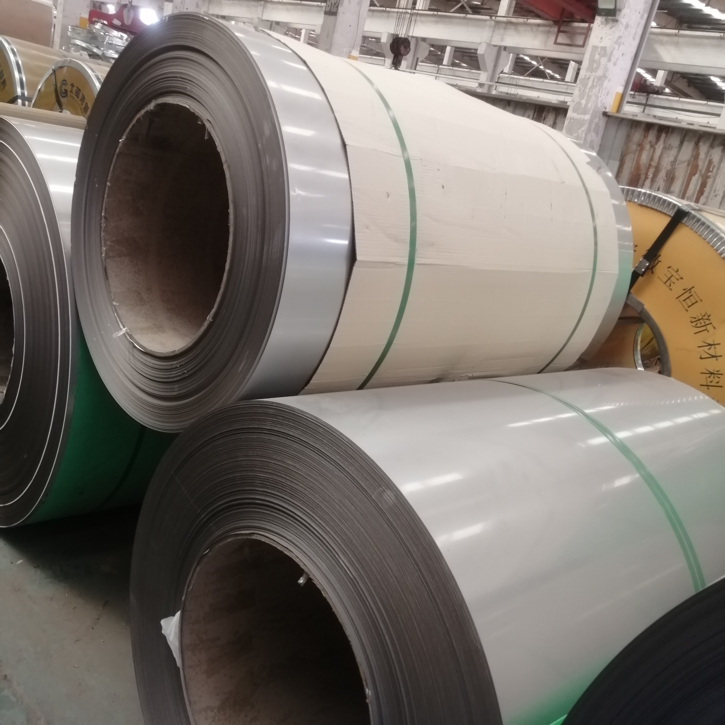 Mirror Surface Stainless Steel Cold Rolled SS Coil Of Thickness 0.2mm