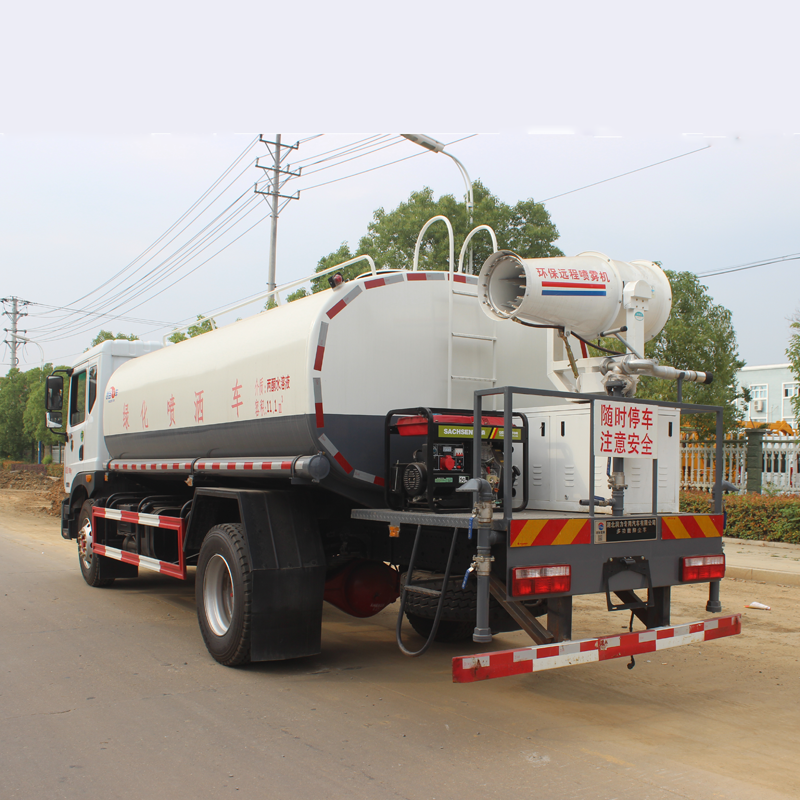 Dongfeng 11-14 Cbm Sprinkler Truck, Water Truck