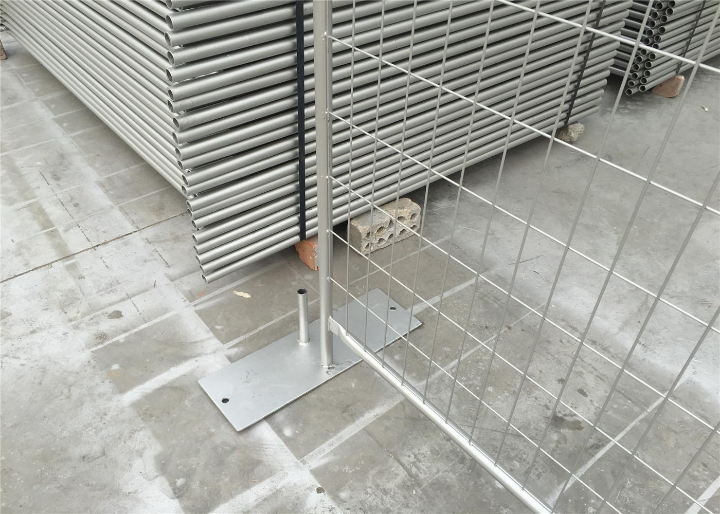 Hot Dipped Galvanized Temporary Fence Pool Safety Barrier OEM / ODM Available