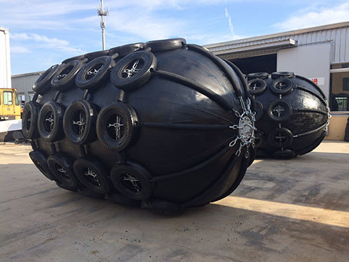 Custom Submarines Pneumatic Rubber Fenders 1500mm*700mm