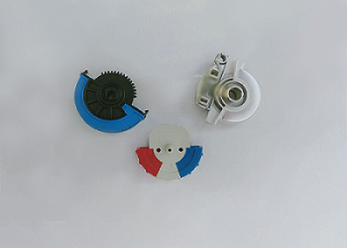 ISO13485 3 Color Molding Precision Plastic Parts 0.005-0.01mm Tolerance