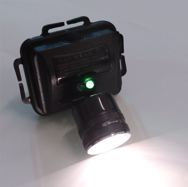 3 Watt Explosion Proof LED Headlamp 8-16 Hrs Runtime CE ROHS Certificates