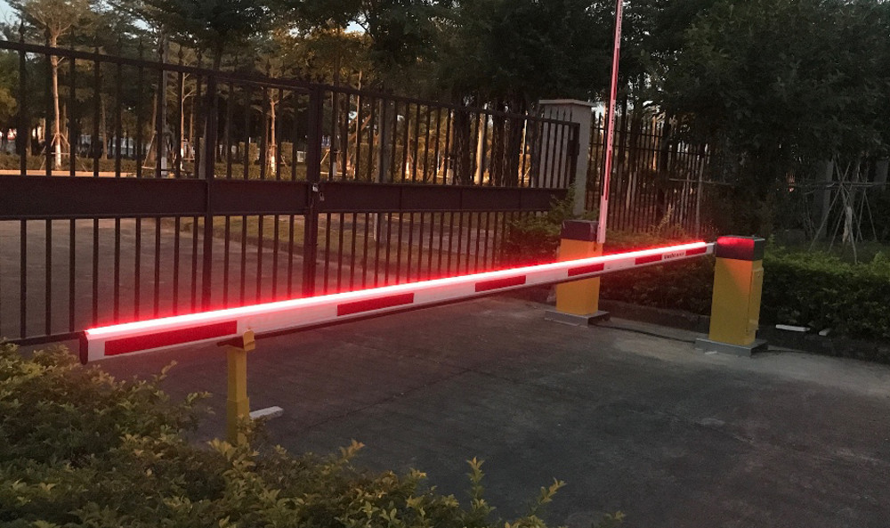 Waterproof Automated Barrier Gates Remote Control Car Gate System Boom Barrier