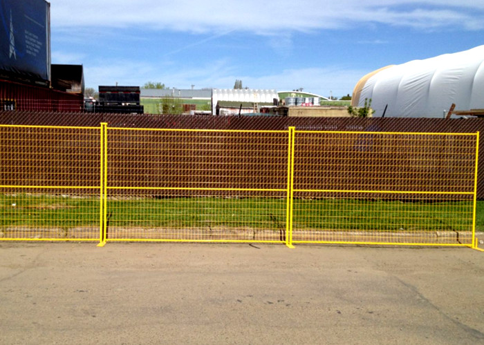 Popular Canada Temporary Yard Fence Color Customized Building Site Security Fencing