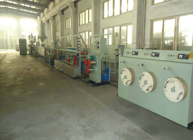 2016 Low Consumption Strap Making Machine Pet Packing Belt Straps Production Line