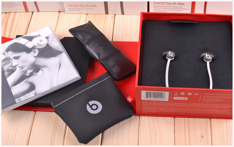 Beats UrBeats In-Ear Headphones Earphones (Silver) Special Edition