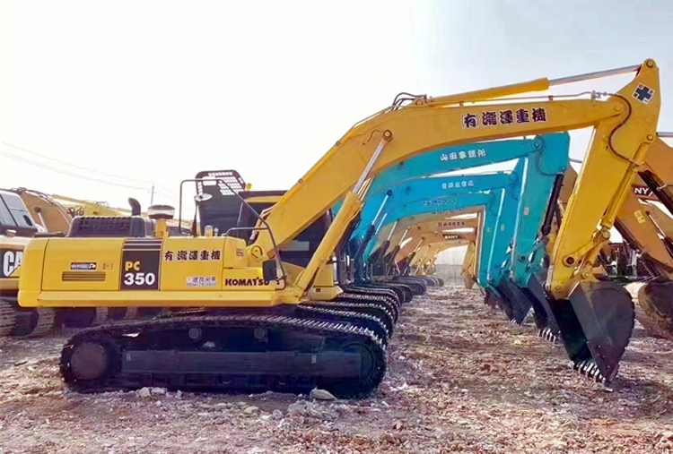 Active Earth-Moving Machinery 35 Ton Used Komatsu PC350-7 Excavator with Crawler