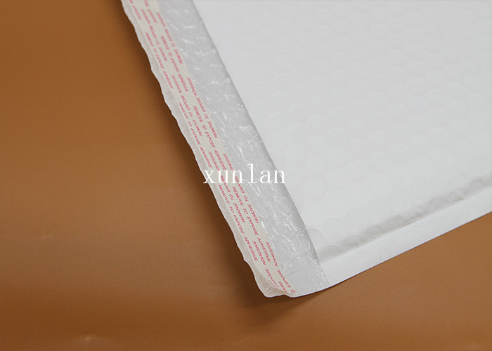 No Fading White Poly Bubble Mailers Light Weight For Postage Savings