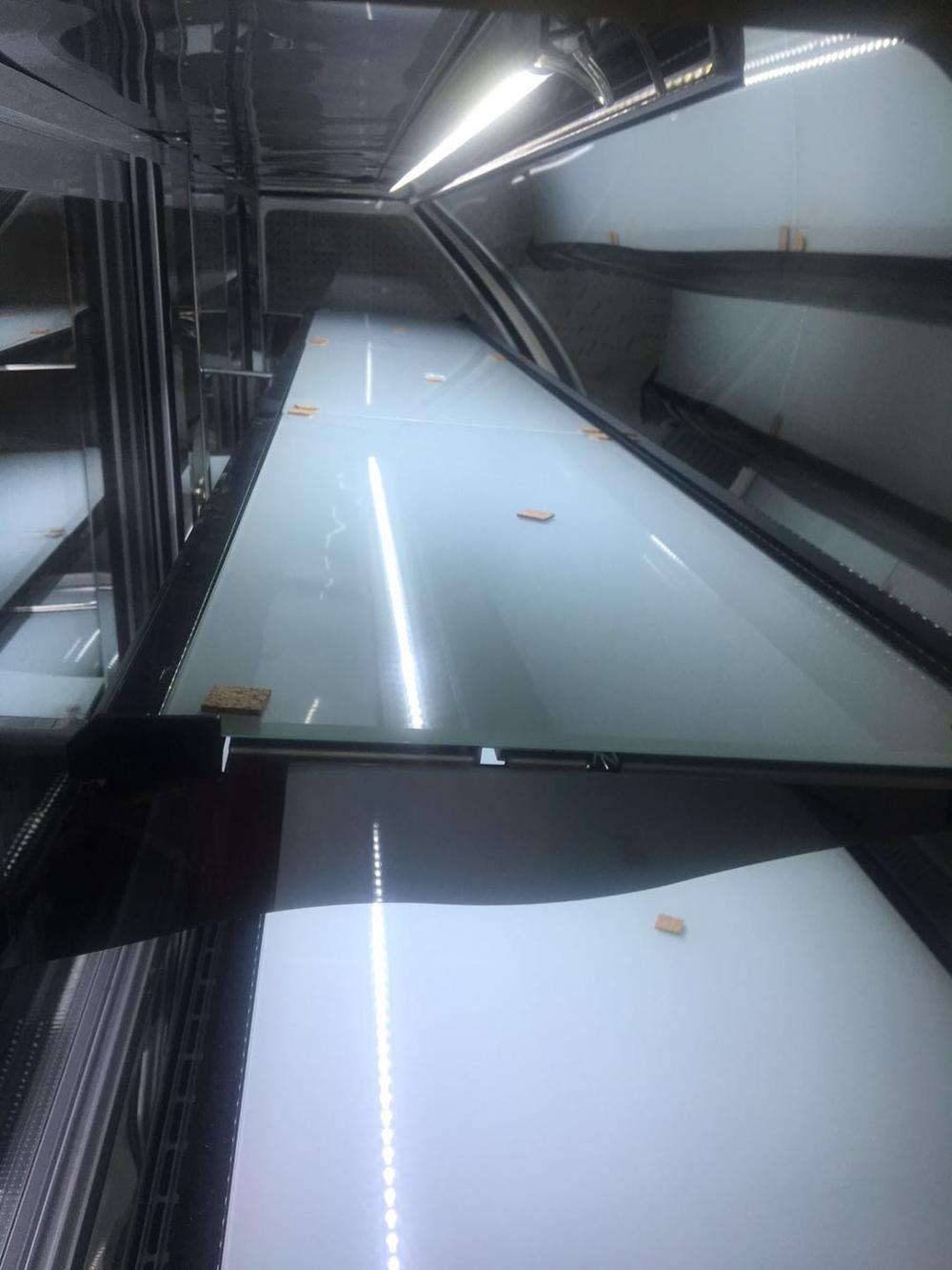 Professional refrgierated cake display glass bakery display cabinet with CE/ETL for bakery shop