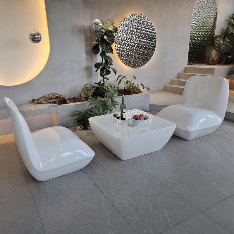 Customizable Logo Fiberglass Outdoor Furniture Sets Table Chair Sets